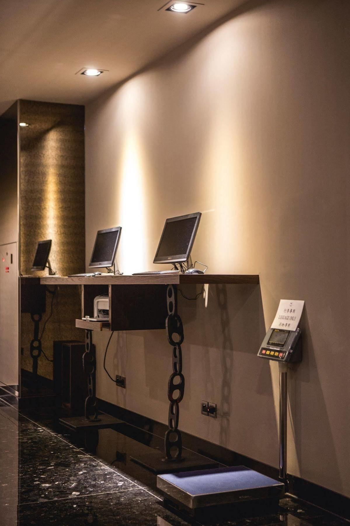Airline Inn - Kaohsiung Station Ngoại thất bức ảnh