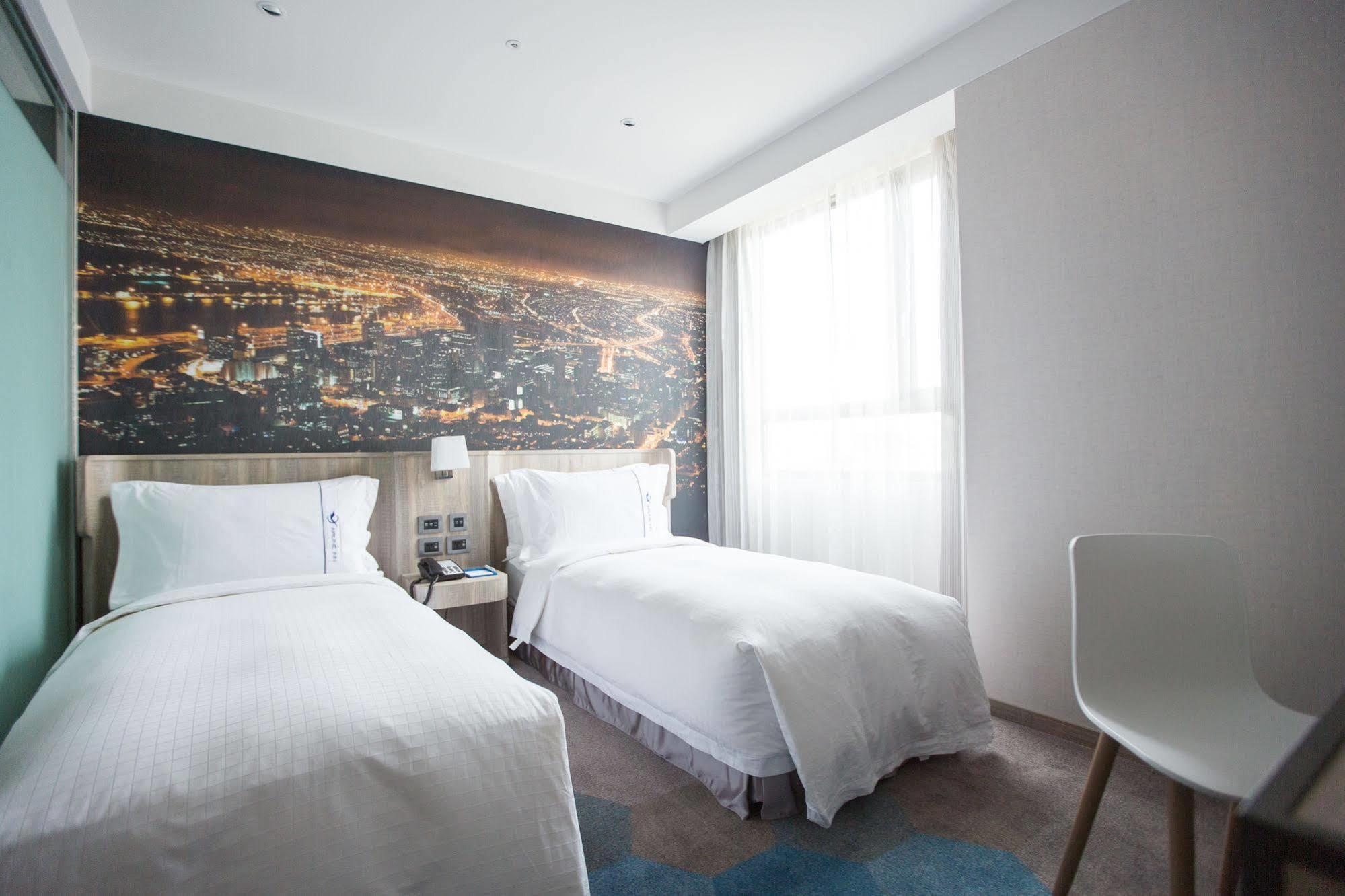 Airline Inn - Kaohsiung Station Ngoại thất bức ảnh